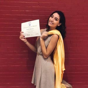 Meet your Posher, Emily